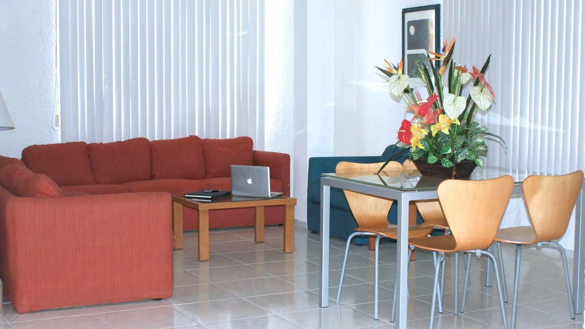 Hotel Y Suites Nader Cancun Mexico