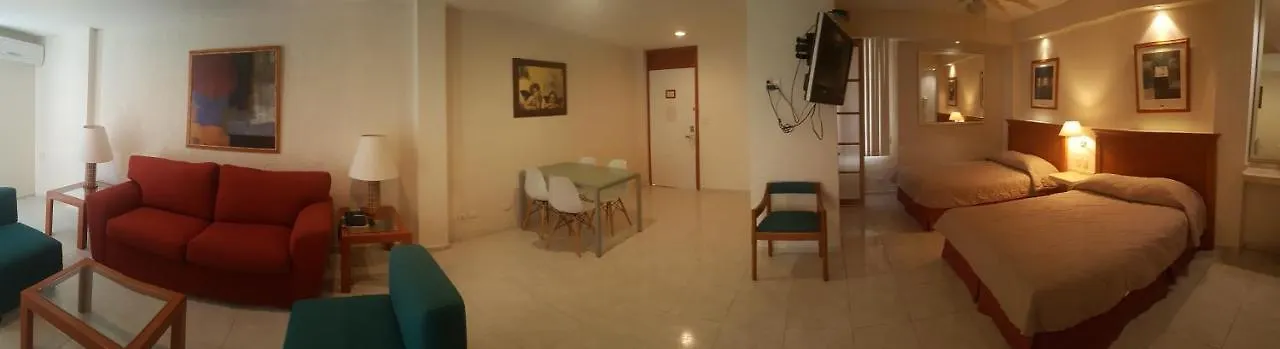 Hotel Y Suites Nader Cancun