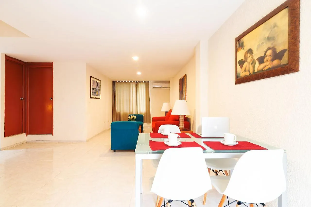 Hotel Y Suites Nader Cancun 3*,